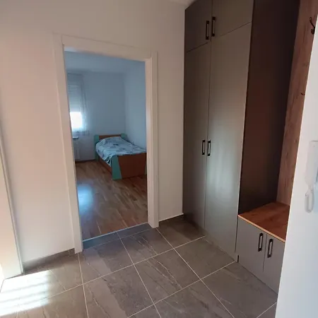 Luksuzni Apartman Ema Pirot Exterior photo