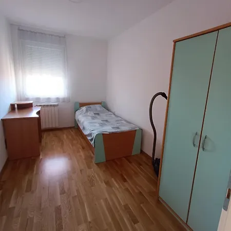 Luksuzni Apartman Ema Pirot Exterior photo
